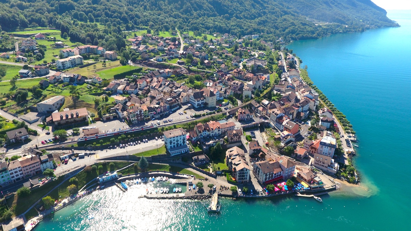 Saint-Gingolph, sur la rive française du lac Léman